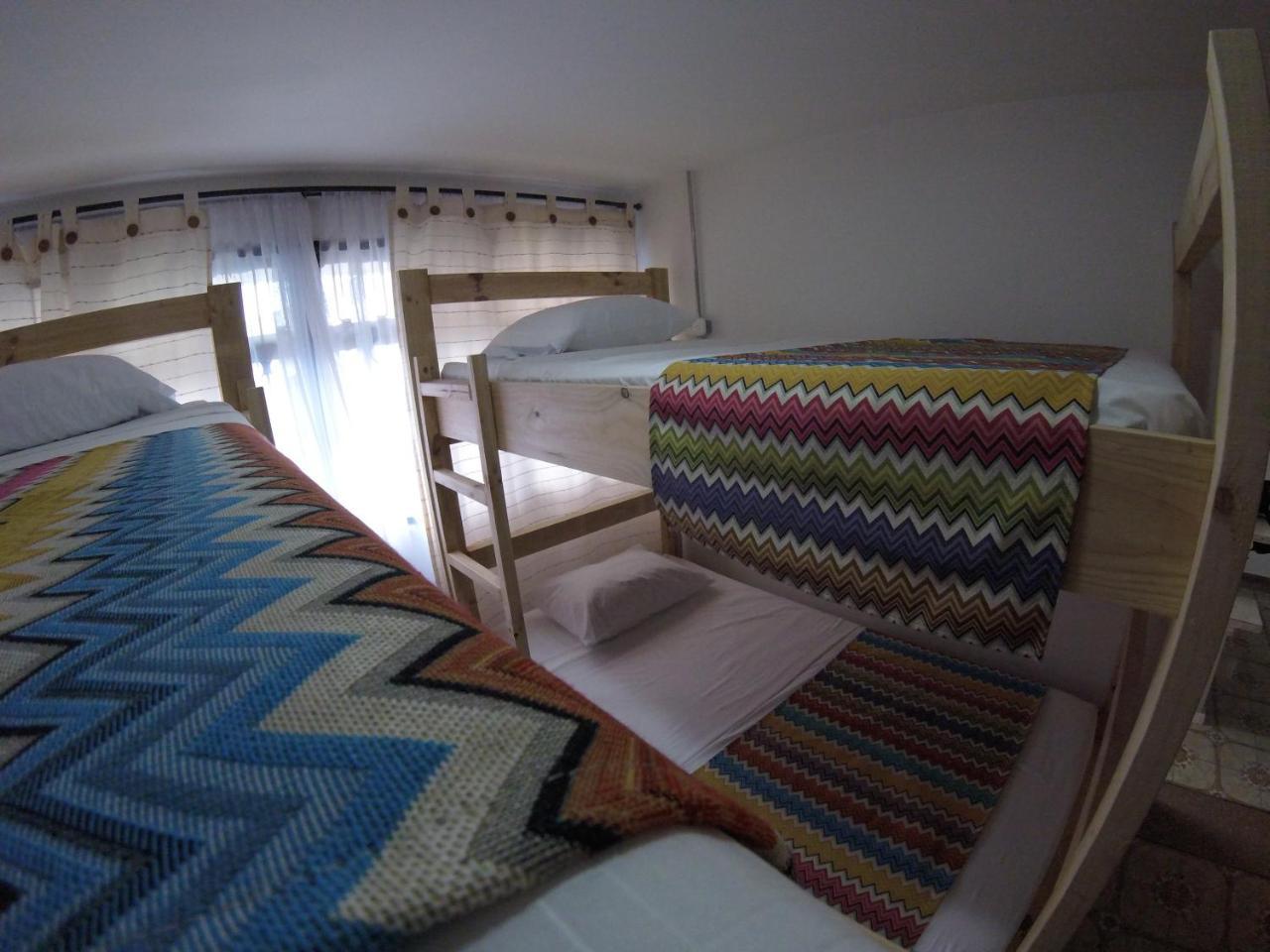 La Otra Mitad Hostel Armenia  Buitenkant foto