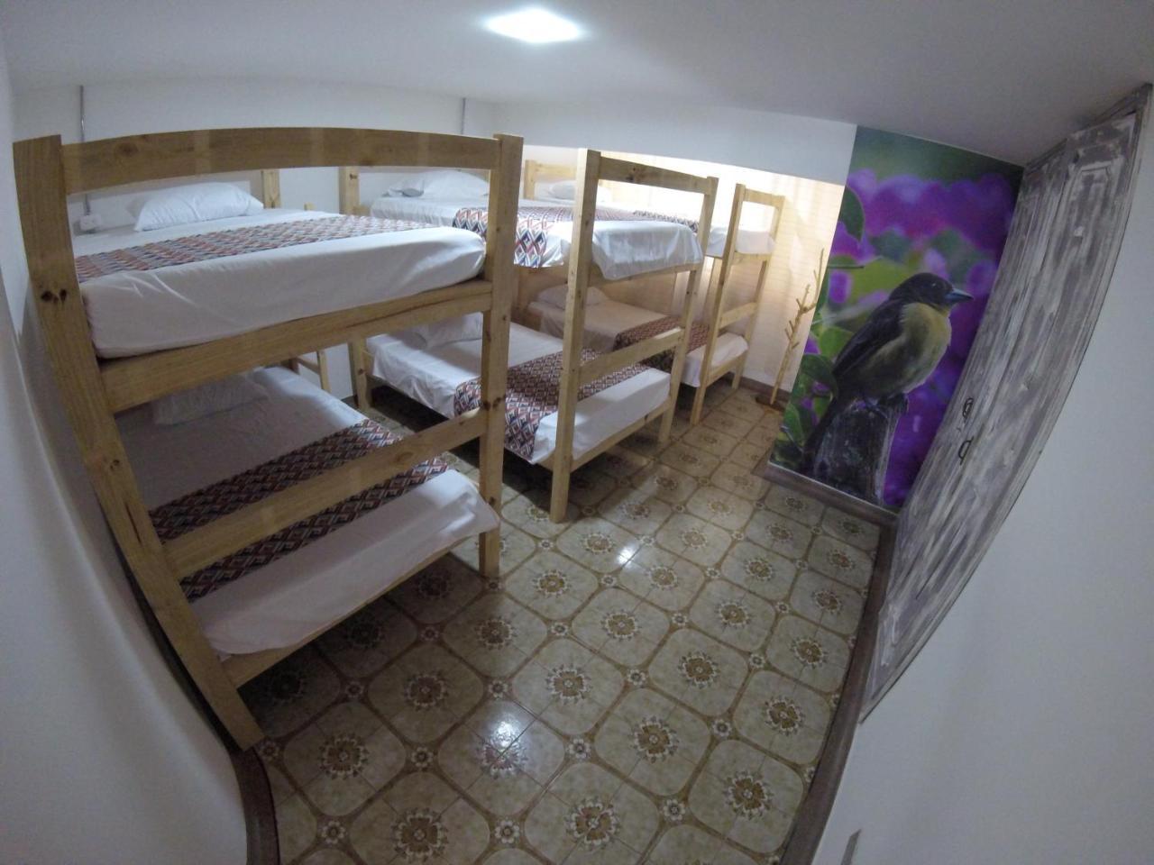 La Otra Mitad Hostel Armenia  Buitenkant foto