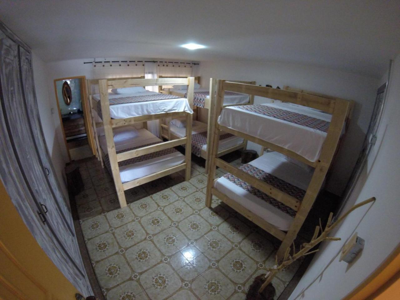 La Otra Mitad Hostel Armenia  Buitenkant foto